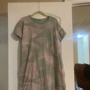 Columbia Womens TShirt Dress Green Camo Print T Shirt Dress Casual Size Large